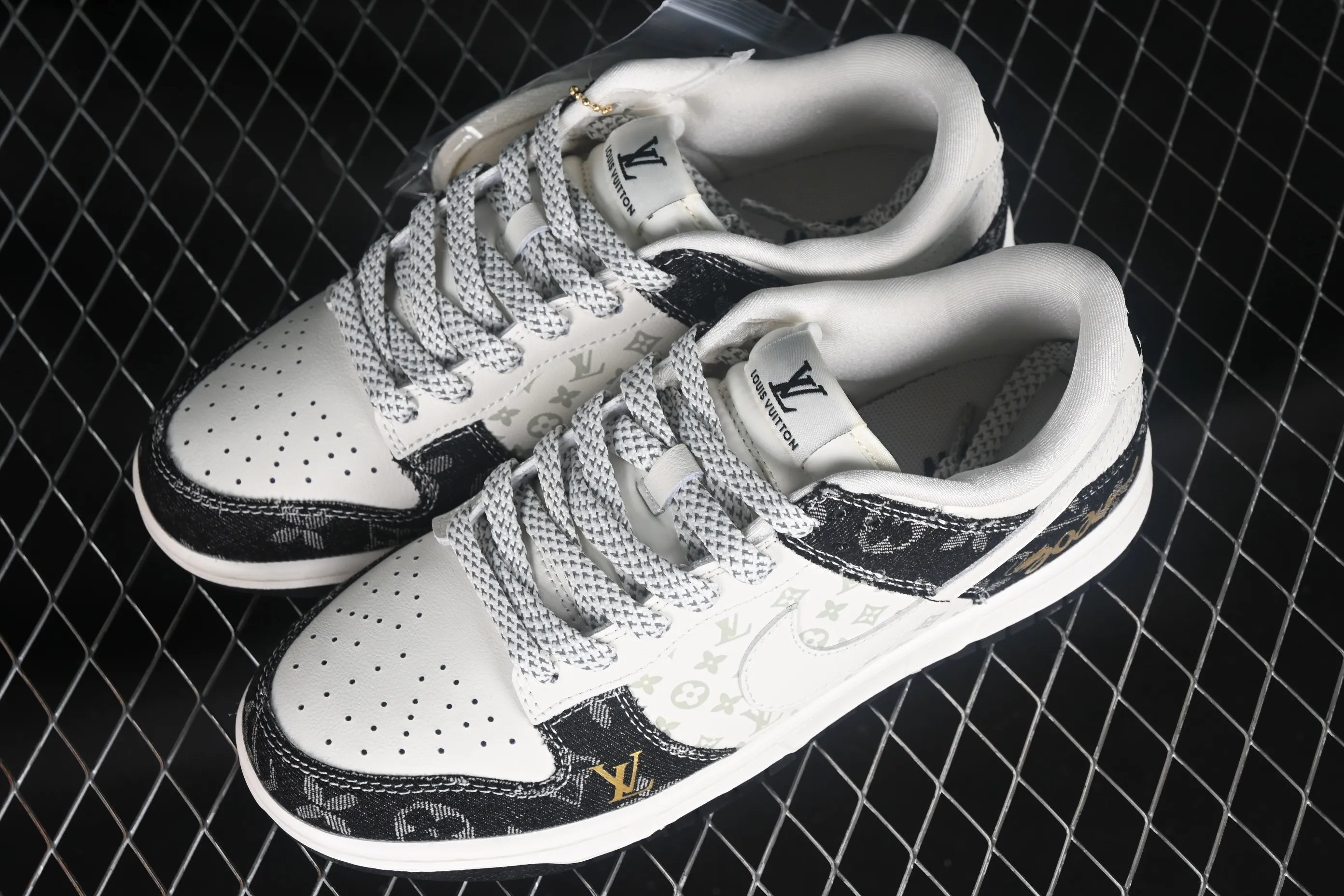 All categories Nk SB Dunk Series Nk SB Dunk Low low-top sneakers LV x Nk Dunk Low joint model Louis Vuitton-2024 Chenlong SB low-top casual sneakers FC1688-163